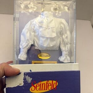 White Puffy Shirt Collectible dvd box set seasons 5 and 6